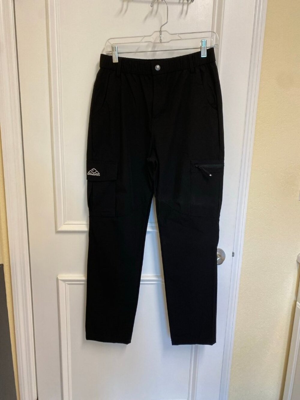 Outdoor Sports Dark Black Nylon Hiking Cargo Pants UPF 50+ Size Medium 8-10